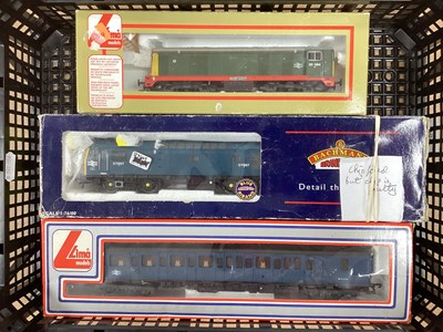 Lot 558 - Three OO Gauge Diesels by Lima and Bachmann...