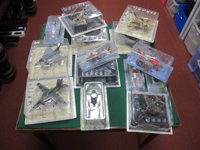 Lot 289 - Fourteen 1:72 Scale Diecast/Plastic Model...