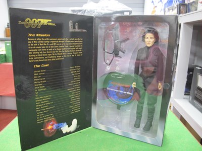 Lot 800 - A Sideshow Collectibles 12" Plastic Action...