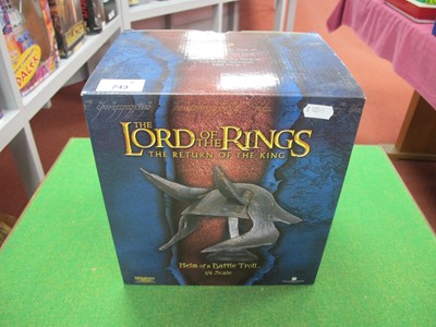 Lot 743 - A Sideshow Weta Lord Of The Rings - The Return...