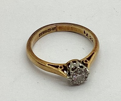 Lot 515 - An 18ct Gold Single Stone Diamond Ring, the...