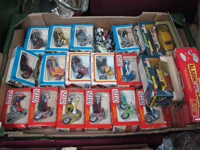 Lot 1333 - Ridge Riders Die Cast Motorbikes (x 8) in...