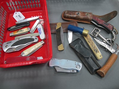 Lot 1295 - Pocket knives to include Swiss example others...