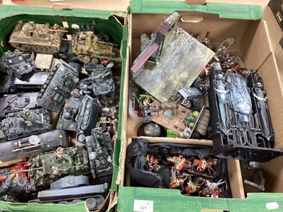 Lot 421 - A Quantity of War Gaming and Fantasy Plastic...