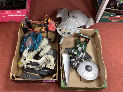 Lot 453 - A Quantity of Plastic Model Space Vehicles,...