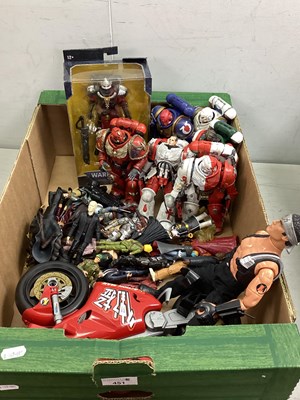 Lot 451 - A Quantity of Plastic Model Action Figures,...