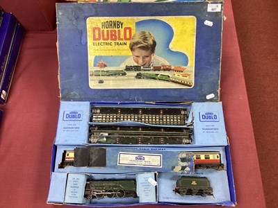 Lot 687 - Hornby Dublo 3 Rail Set EDP12 Duchess of...