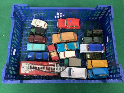 Lot 586 - A Quantity of Dinky Diecast Vehicles 1950's -...