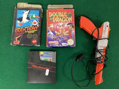 Lot 726 - A Circa 1985 Nintendo Zapper (NES) Lightgun....