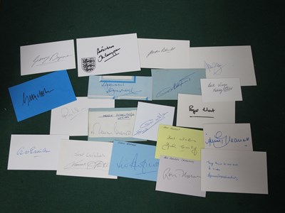 Lot 589 - 1966 World Cup, England Player autographs -...