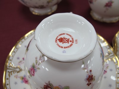 Lot 1076 - A Royal Crown Derby Porcelain 'Royal...