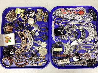 Lot 238 - An Assortment of Costume Jewellery, to include...