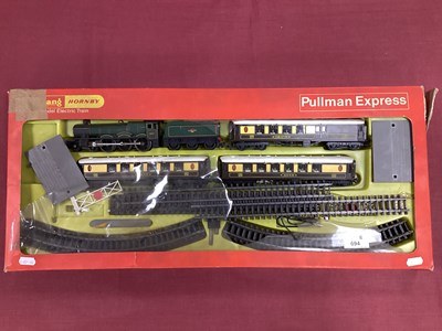 Lot 694 - A Tri-ang/Hornby 'OO' Train Set No.R590 -...