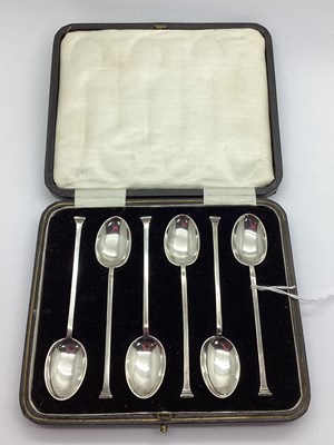 Lot 381 - A Set of Six Hallmarked Silver Coffee Spoons,...