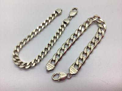 Lot 121 - A Hallmarked Silver Chunky Curb Link Bracelet,...