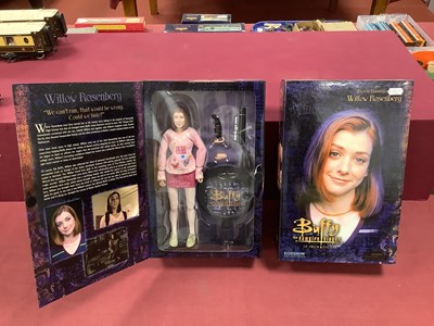 Lot 821 - Two Sideshow Collectibles Buffy The Vampire...