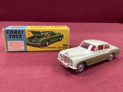 Lot 841 - Original Corgi Toys No 224 Bentley Continental...