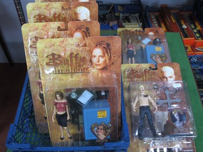 Lot 721 - Six Diamond Select Toys Buffy The Vampire...