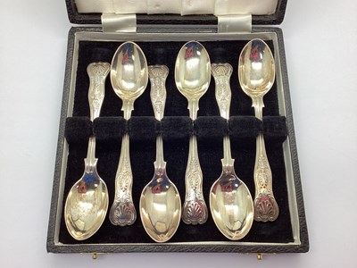 Lot 33 - A Set of Six Hallmarked Silver Kings Pattern...