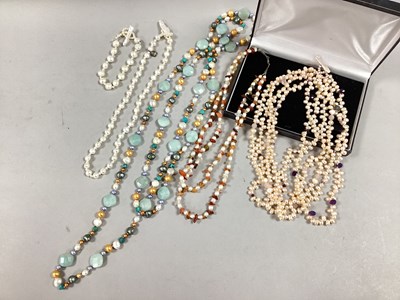 Lot 166 - A Collection of Freshwater Pearl Bead...