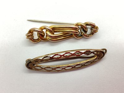 Lot 136 - An Antique Openwork Hair Clip, of pierced...