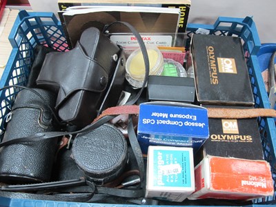 Lot 1361 - Olympus OM-1N SLR camera with 50mm F=1.8,...