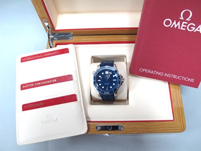 Lot 345 - Omega; A Seamaster Professional Diver 300m...