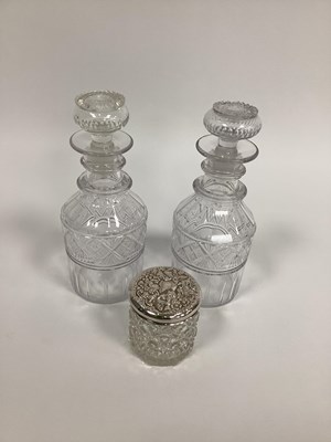 Lot 1011 - A Pair of Georgian Glass Decanters and...