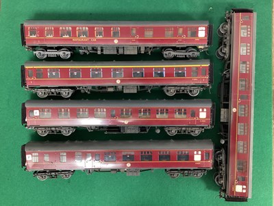 Lot 576 - Five kit-built O Gauge British Railways Mk 1...