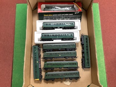 Lot 370 - A Quantity of OO Gauge Triang/Hornby Diesel...