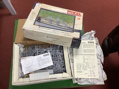 Lot 382 - A Piko G Scale Refinery Loading Dock Kit,...