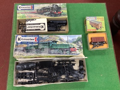 Lot 388 - Three Kitmaster Kits including Swiss Crocodile,...