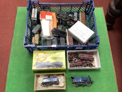 Lot 405 - A Quantity of OO Gauge British Outline Kit...