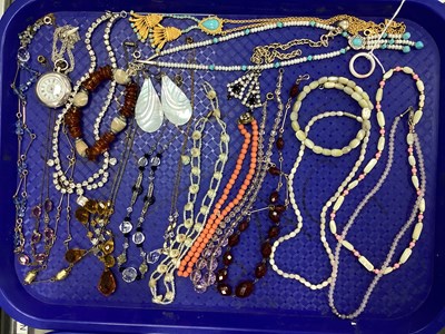 Lot 172 - An Assortment of Vintage Jewellery, to include...