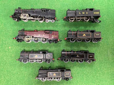 Lot 432 - Seven Hornby Dublo and Wrenn Steam Outline...