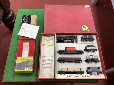 Lot 438 - A OO Gauge Trix Twin Fast Night Freight Set...