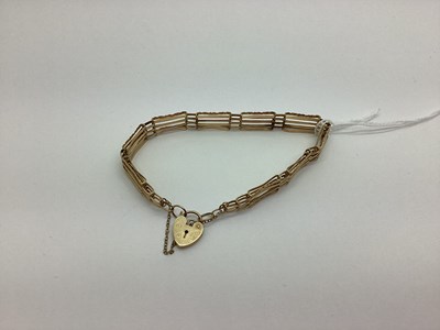 Lot 439 - A 9ct Gold Gate Link Style Bracelet, to 9ct...