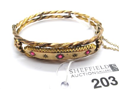 Lot 203 - An Antique Five Stone Set Hinged Bangle, the...