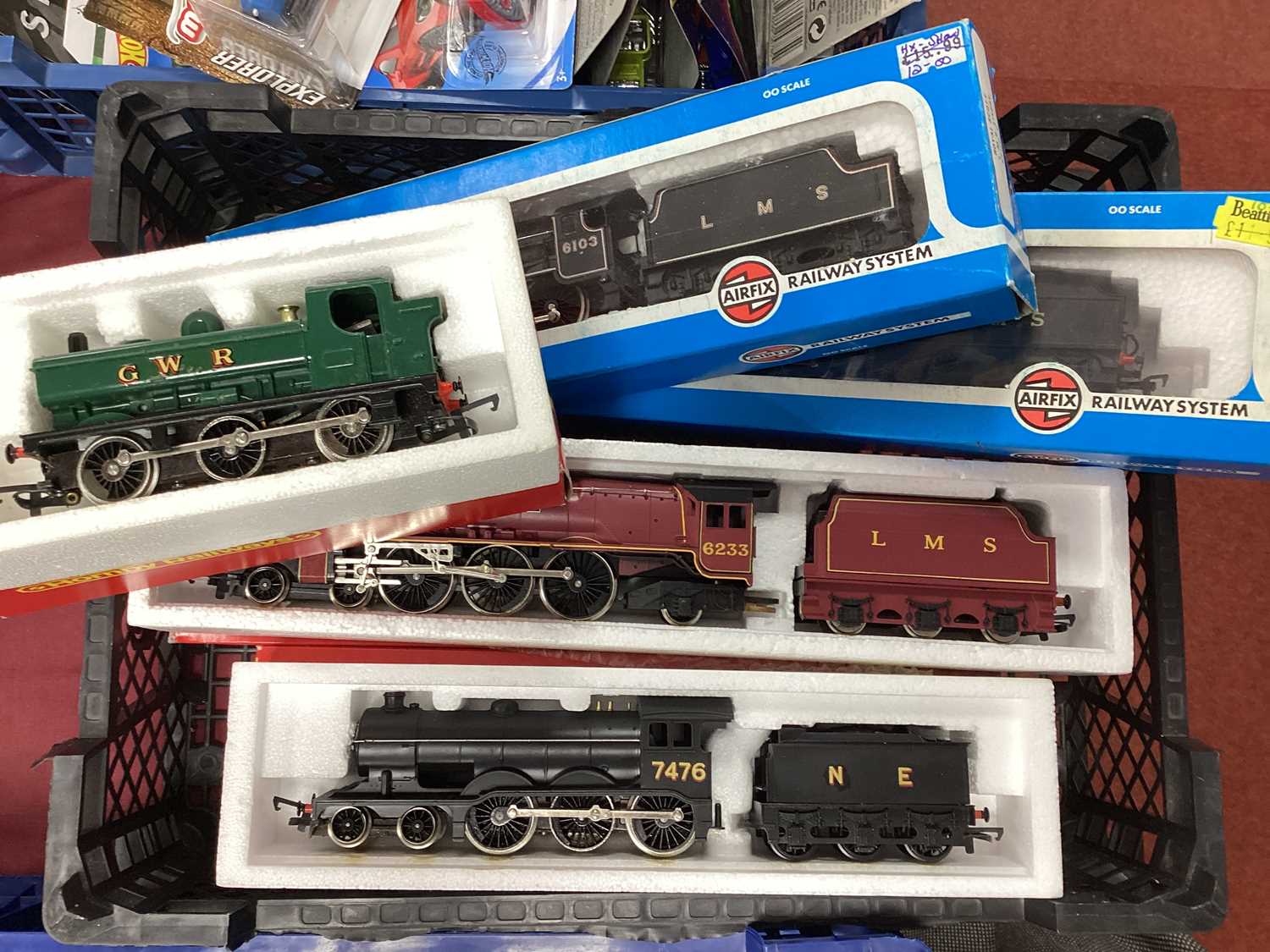 Lot 544 - Five boxed 00 gauge steam locomotives by...