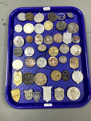 Lot 611 - Assorted Third Reich Propaganda Badges or...