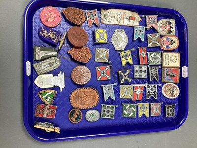 Lot 613 - Assorted Third Reich Propaganda Badges or...