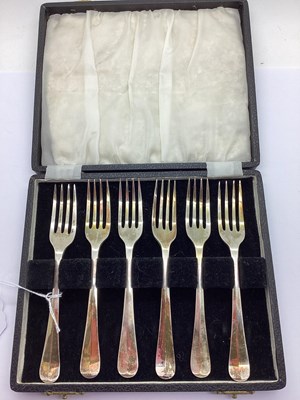 Lot 52 - A Set of Six Hallmarked Silver Dessert Forks,...