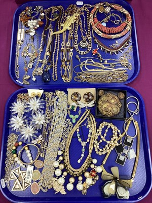 Lot 239 - An Assortment of Costume Jewellery, to include...