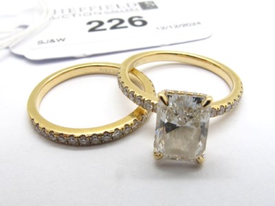 Lot 226 - A 14ct Gold Emerald Cut Diamond Ring, the...