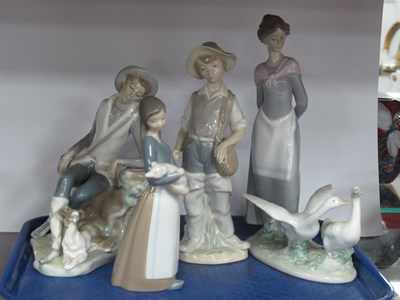 Lot 1211 - Lladro figurines 'Shepherd Boy with Dog', Girl...