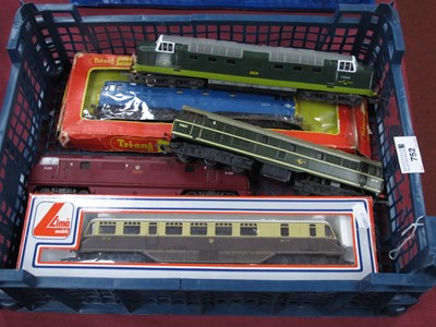 Lot 752 - Two "OO" Gauge/4mm Unboxed Tri-ang/Hornby...