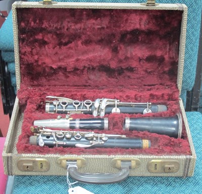 Lot 1297 - A Selmer Clarinet, stamped 'Harris & Nixon',...