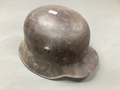 Lot 562 - WWI German Army M16/M17 Combat Helmet, shell...