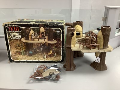 Lot 815 - A Boxed Original Star Wars Trilogy Return of...