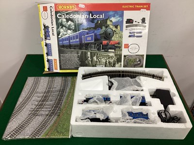 Lot 572 - Hornby 'OO' Gauge Set No R1016 - 'Caledonian...